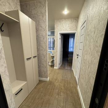 Сдается 1-комнатная квартира, 40 м²