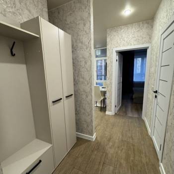 Сдается 1-комнатная квартира, 40 м²