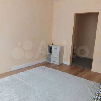 Продается 1-комнатная квартира, 43,2 м²