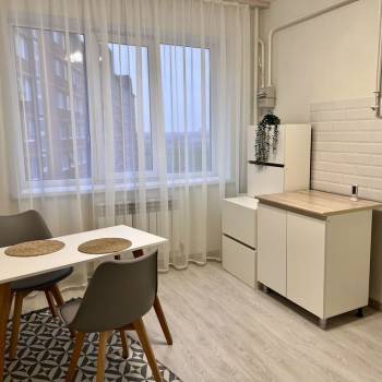 Продается 1-комнатная квартира, 32 м²