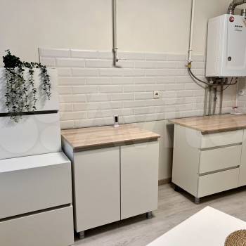 Продается 1-комнатная квартира, 32 м²