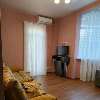 Сдается 1-комнатная квартира, 43 м²