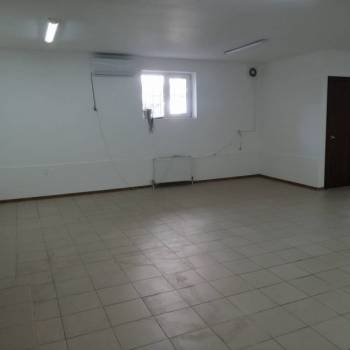Сдается Нежилое помещение, 100 м²
