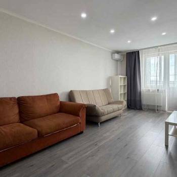 Сдается 1-комнатная квартира, 45 м²