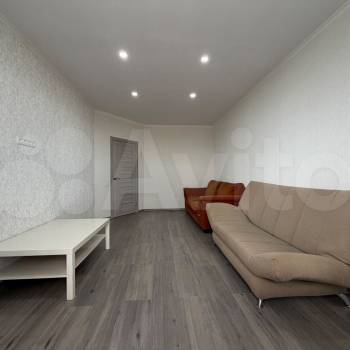 Сдается 1-комнатная квартира, 45 м²