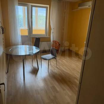 Сдается 2-х комнатная квартира, 67,6 м²