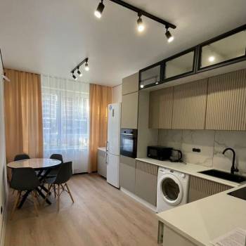 Сдается 1-комнатная квартира, 39 м²