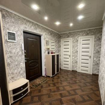 Продается 2-х комнатная квартира, 65,8 м²
