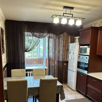 Сдается 2-х комнатная квартира, 70 м²