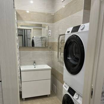 Сдается 2-х комнатная квартира, 72 м²