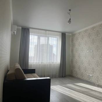 Сдается 2-х комнатная квартира, 72 м²