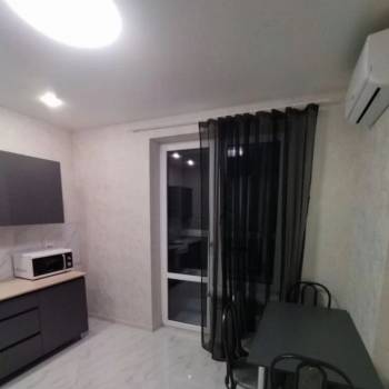 Сдается 1-комнатная квартира, 37 м²