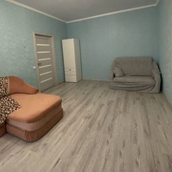 Сдается 1-комнатная квартира, 43 м²
