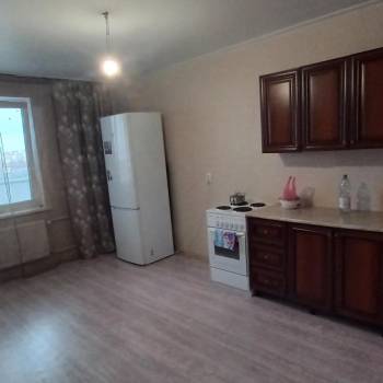 Сдается 2-х комнатная квартира, 65 м²