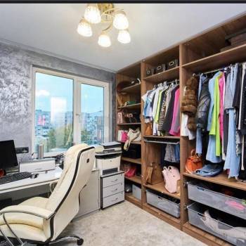 Продается Многокомнатная квартира, 78 м²