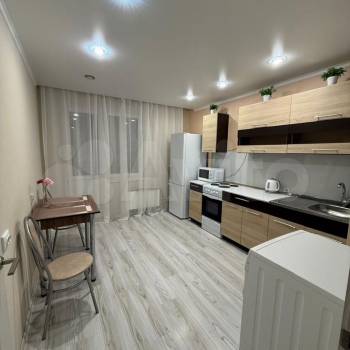 Сдается 2-х комнатная квартира, 60,7 м²