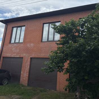 Продается Дом, 194 м²