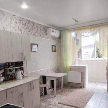 Сдается 1-комнатная квартира, 43 м²