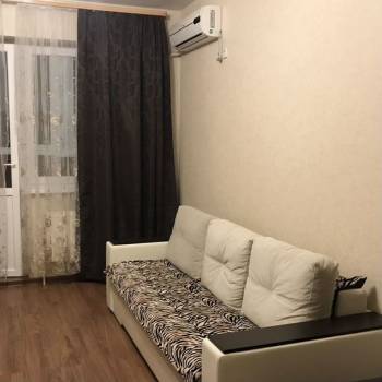 Сдается 1-комнатная квартира, 54 м²