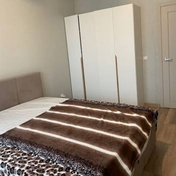 Сдается 1-комнатная квартира, 39 м²