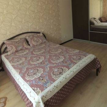 Сдается 1-комнатная квартира, 42 м²