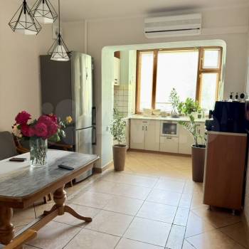 Продается 3-х комнатная квартира, 99 м²