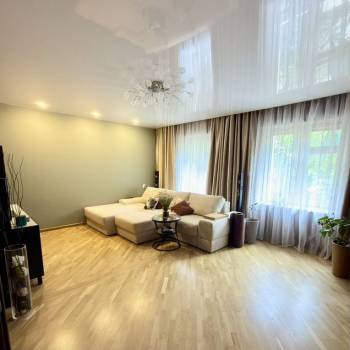 Продается 3-х комнатная квартира, 99 м²