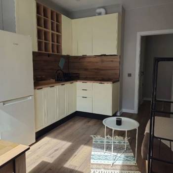 Продается 1-комнатная квартира, 35 м²