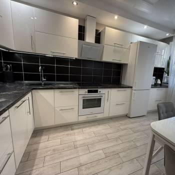 Продается 2-х комнатная квартира, 65 м²