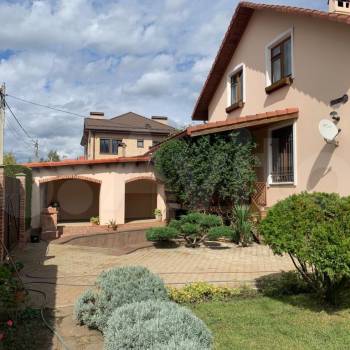 Продается Дом, 282 м²