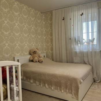 Продается 1-комнатная квартира, 35 м²