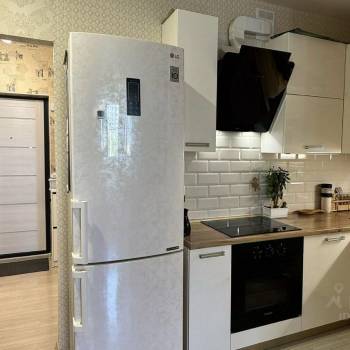 Продается 1-комнатная квартира, 35 м²