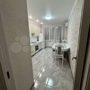 Сдается 2-х комнатная квартира, 65 м²
