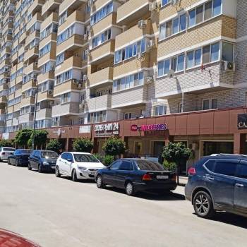 Сдается 1-комнатная квартира, 46 м²