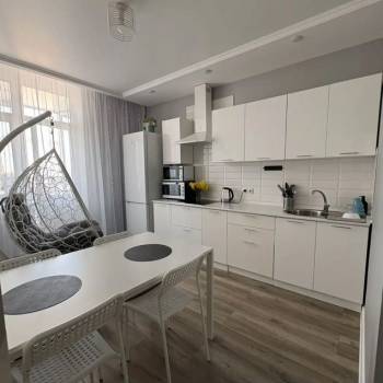 Сдается 1-комнатная квартира, 38 м²