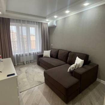Сдается 2-х комнатная квартира, 65 м²