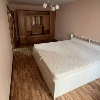 Продается 1-комнатная квартира, 35 м²