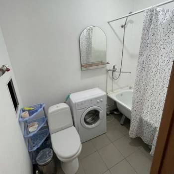 Продается 1-комнатная квартира, 35 м²