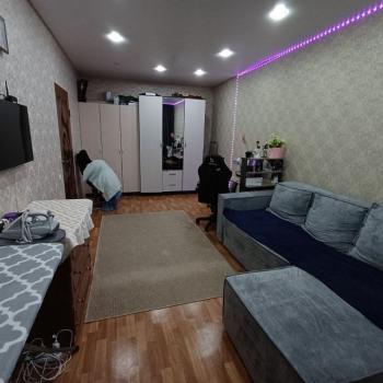 Продается 1-комнатная квартира, 40 м²