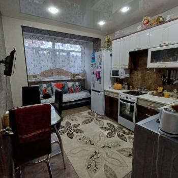 Продается 1-комнатная квартира, 40 м²