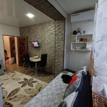 Продается 1-комнатная квартира, 40 м²