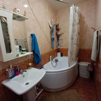 Продается 1-комнатная квартира, 40 м²