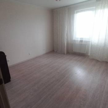 Сдается 2-х комнатная квартира, 65 м²