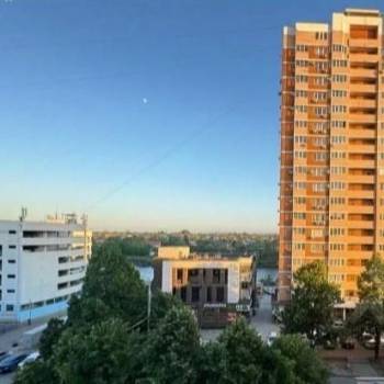 Сдается 1-комнатная квартира, 43 м²