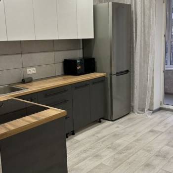 Сдается 1-комнатная квартира, 45 м²