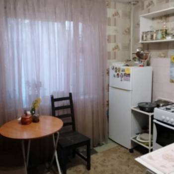 Продается 1-комнатная квартира, 39 м²