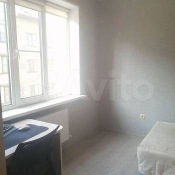 Продается 1-комнатная квартира, 42 м²