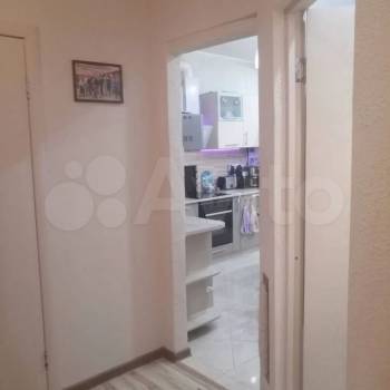 Продается 1-комнатная квартира, 42 м²