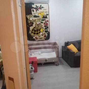 Продается 1-комнатная квартира, 42 м²