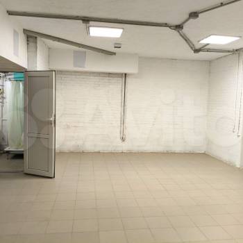 Сдается Нежилое помещение, 140 м²